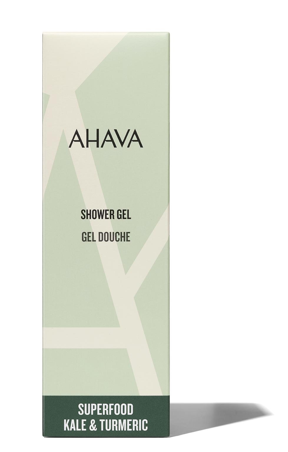 Verpackung des AHAVA Duschgels mit Superfood, Grünkohl und Kurkuma, in hellgrüner Schachtel.