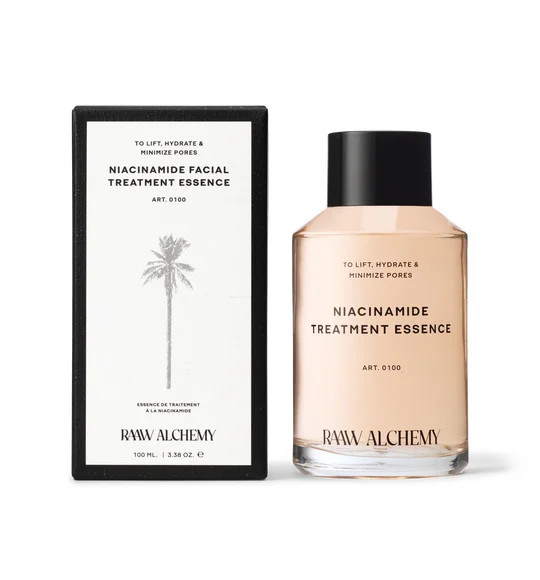 Niacinamide Facial Treatment Essence von Raw Alchemy, 100 ml Flasche neben der Verpackung.