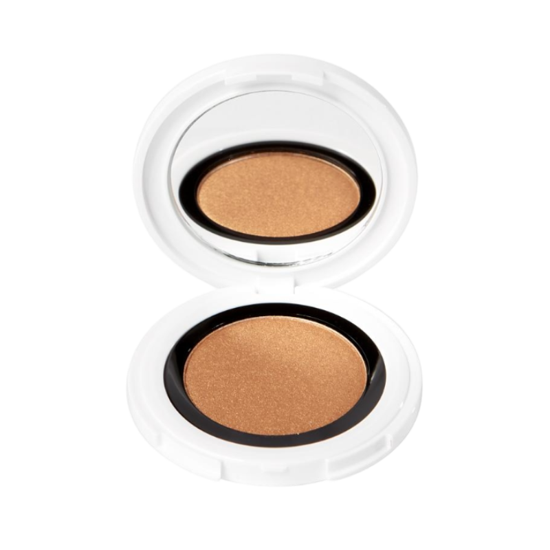 Bronzefarbener Lidschatten in weißer runder Dose, geöffnet, auf weißem Hintergrund.