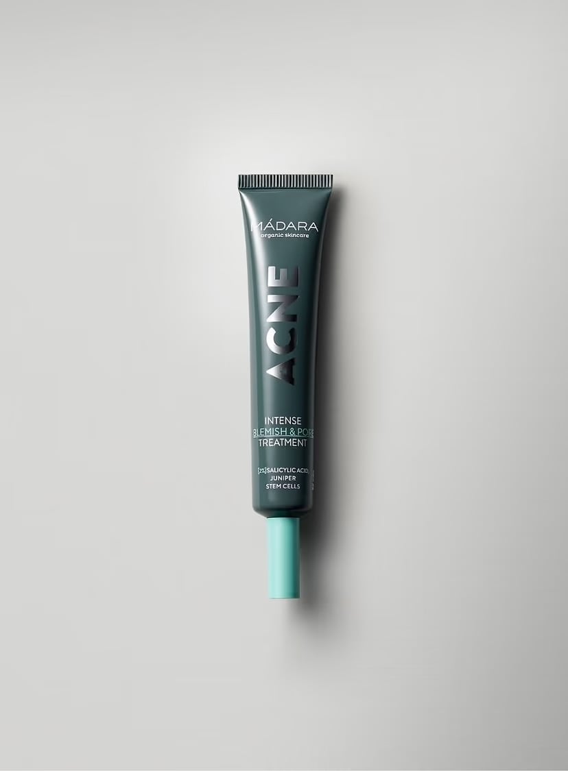 MADARA Organic Skincare ACNE Intense Blemish & Pore Treatment
