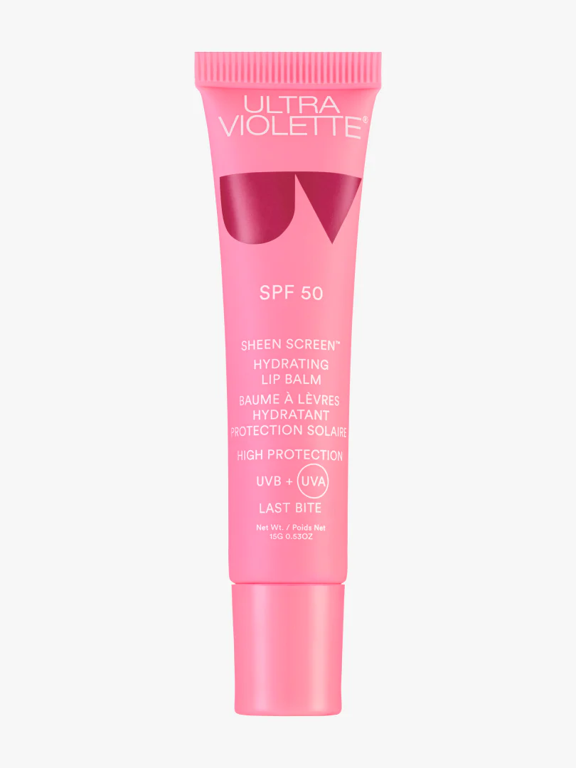 Rosa Lippenbalsam-Tube 'Ultra Violette Sheen Screen' mit SPF 50, 15g, auf weißem Hintergrund.